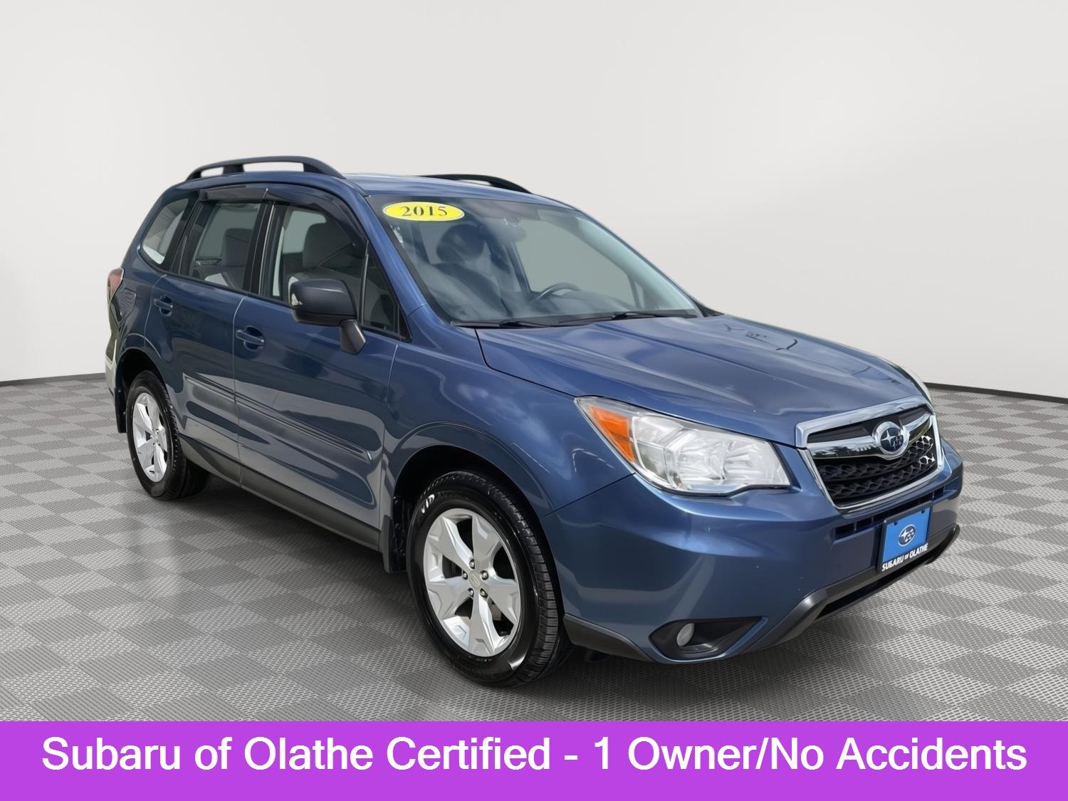 Used 2015 Quartz Blue Pearl Subaru 2.5i image 1