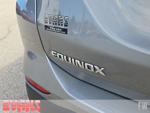 Used 2023 Gray Chevrolet Premier image 4