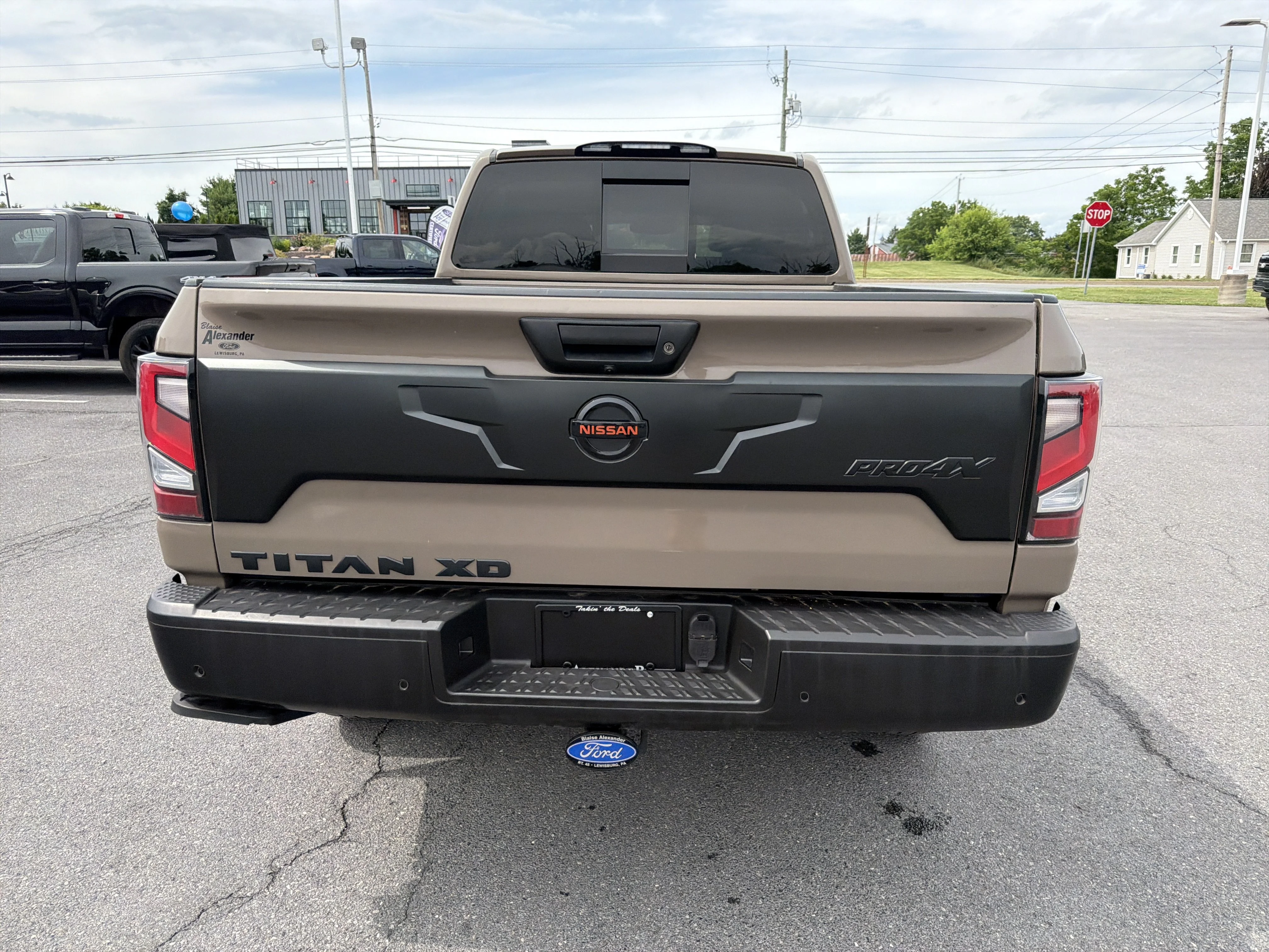 Used 2021 Baja Storm Nissan PRO-4X image 4