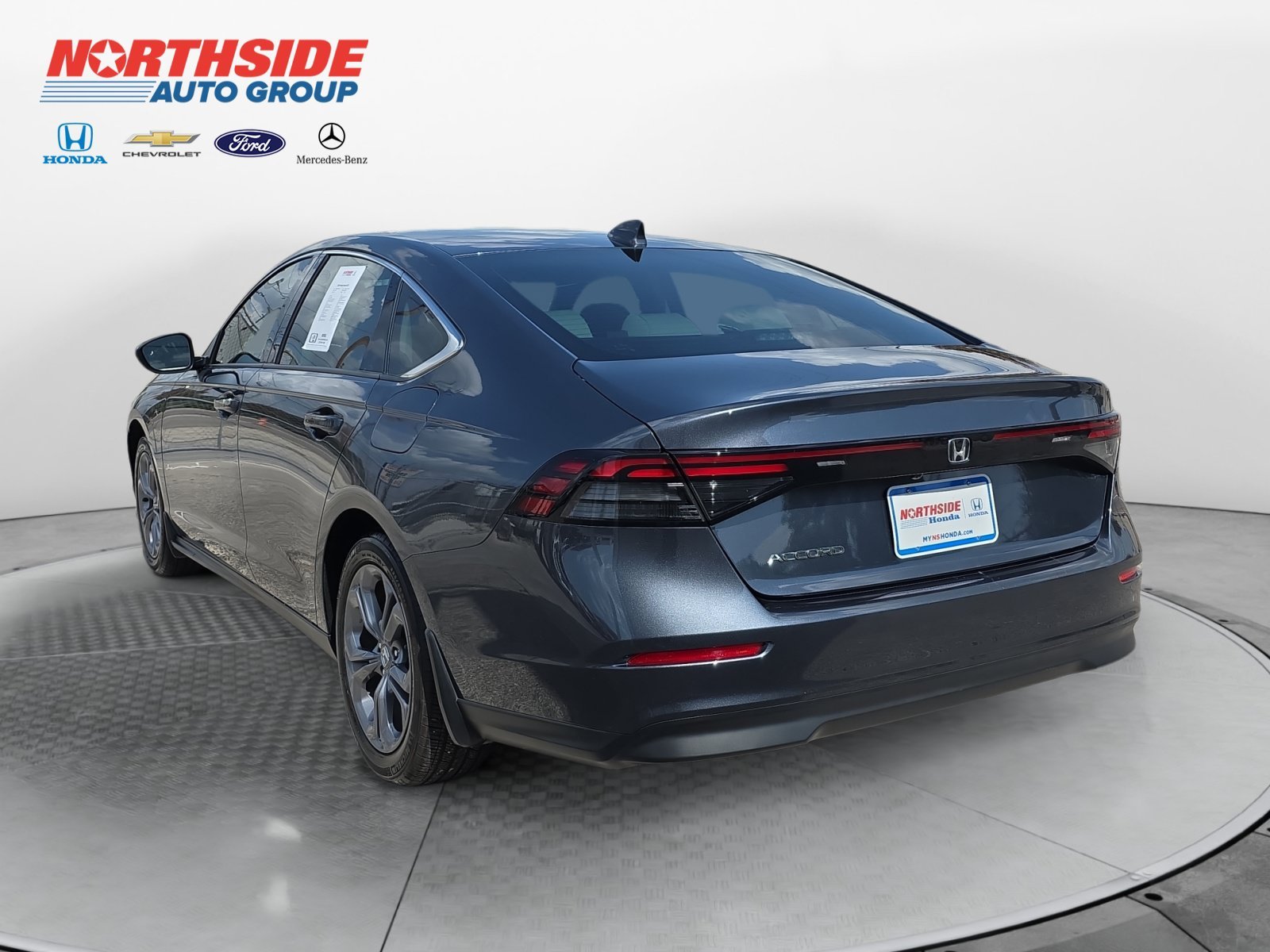 Used 2024 Meteorite Gray Metallic Honda EX image 5