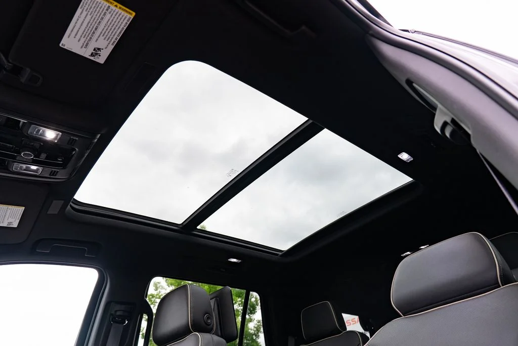 Used 2026 Black Chevrolet Premier image 21