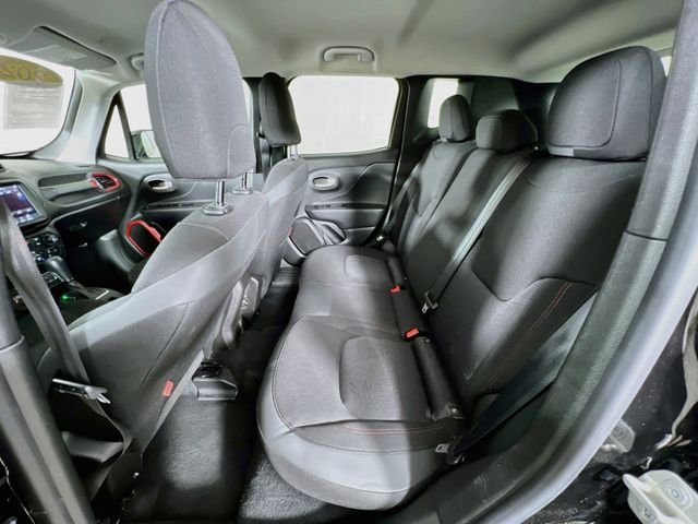 2023 Jeep Renegade Trailhawk - Photo 23