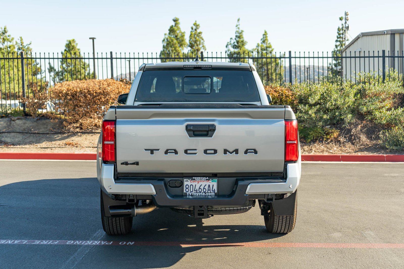 2024 Toyota Tacoma TRD Sport - Photo 9