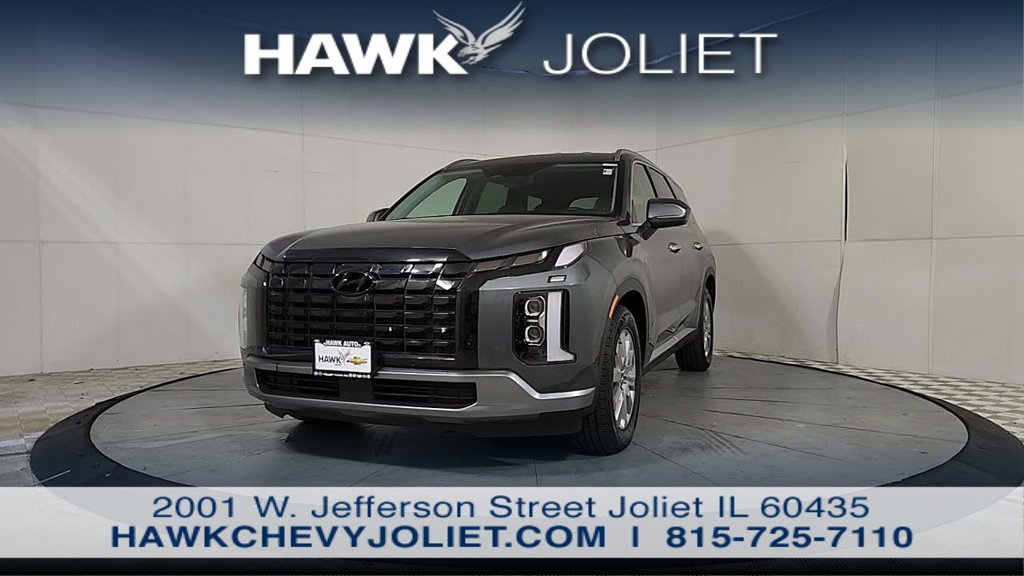 Used 2025 Gray Hyundai SEL image 3