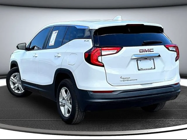 Certified Used 2023 Summit White GMC SLE image 3