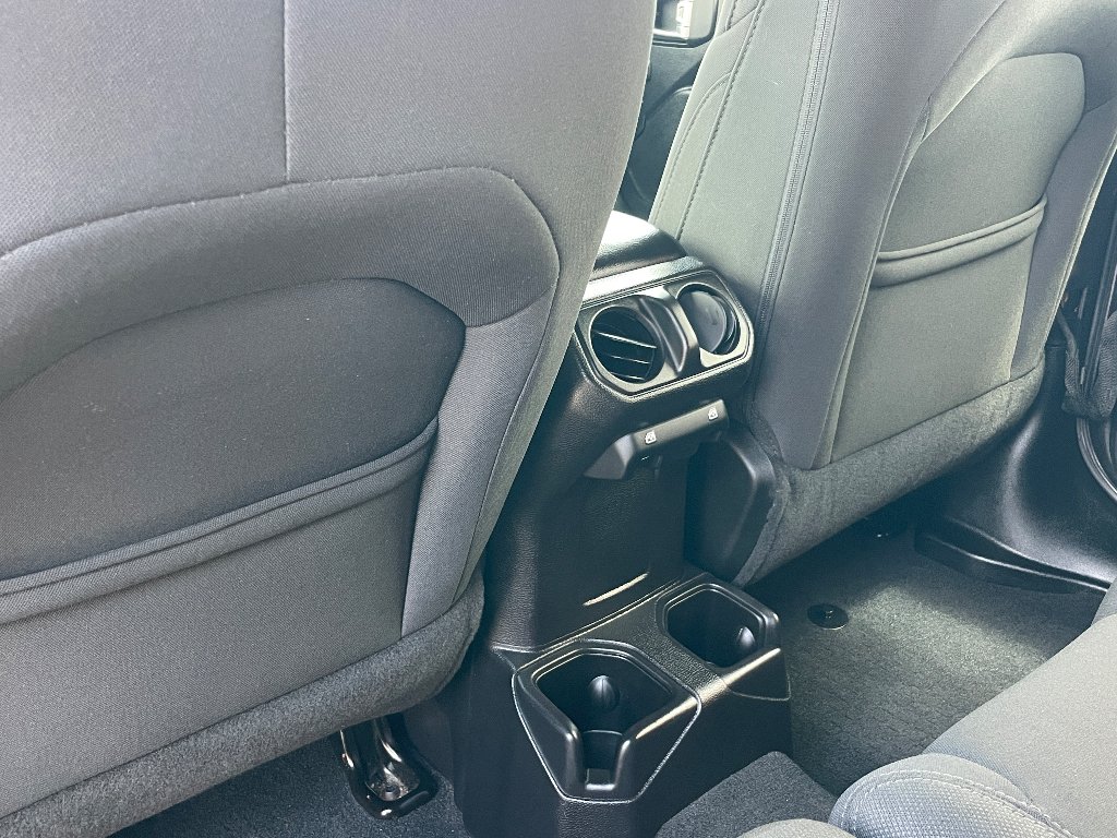 Used 2018 Granite Crystal Metallic Clearcoat Jeep Sport S image 16