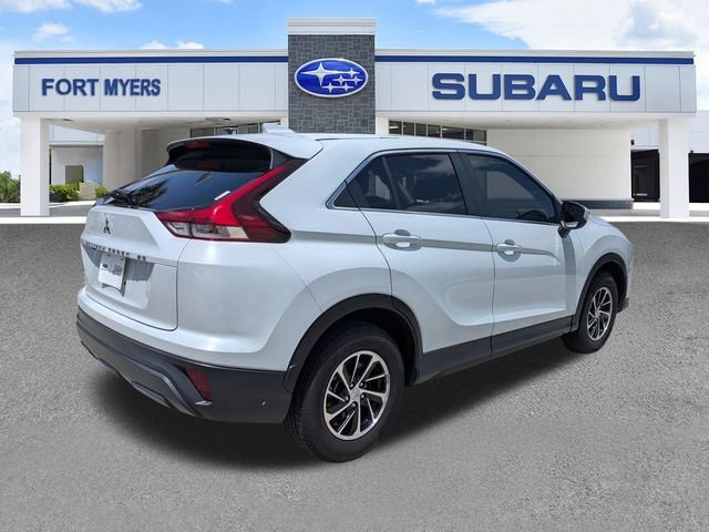 Used 2022 White Mitsubishi ES image 5