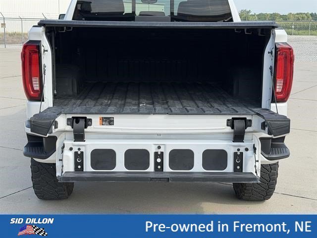 Used 2021 WHITE FROST TRICOAT GMC Denali image 6