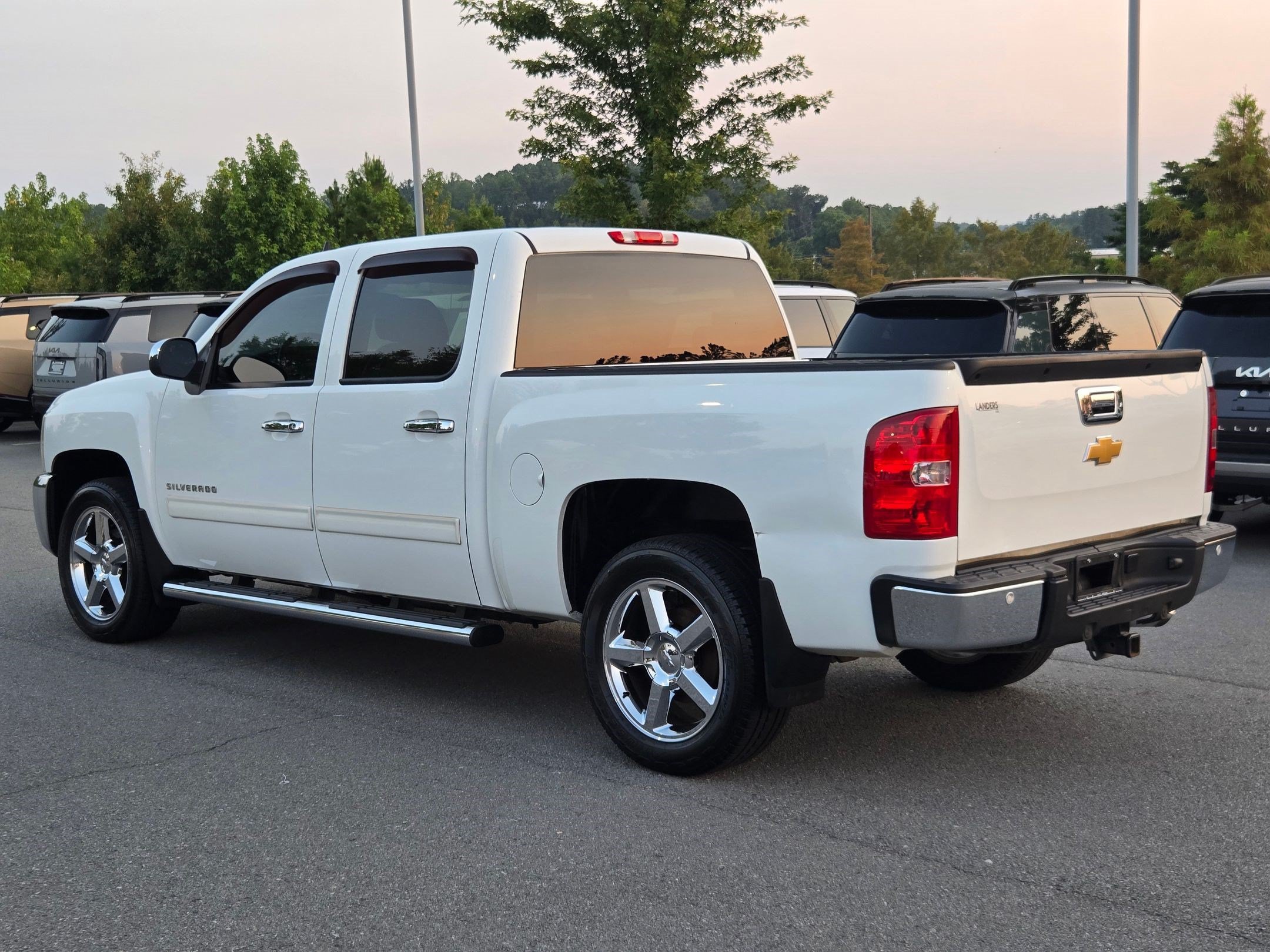 Used 2012 Summit White Chevrolet LT image 5