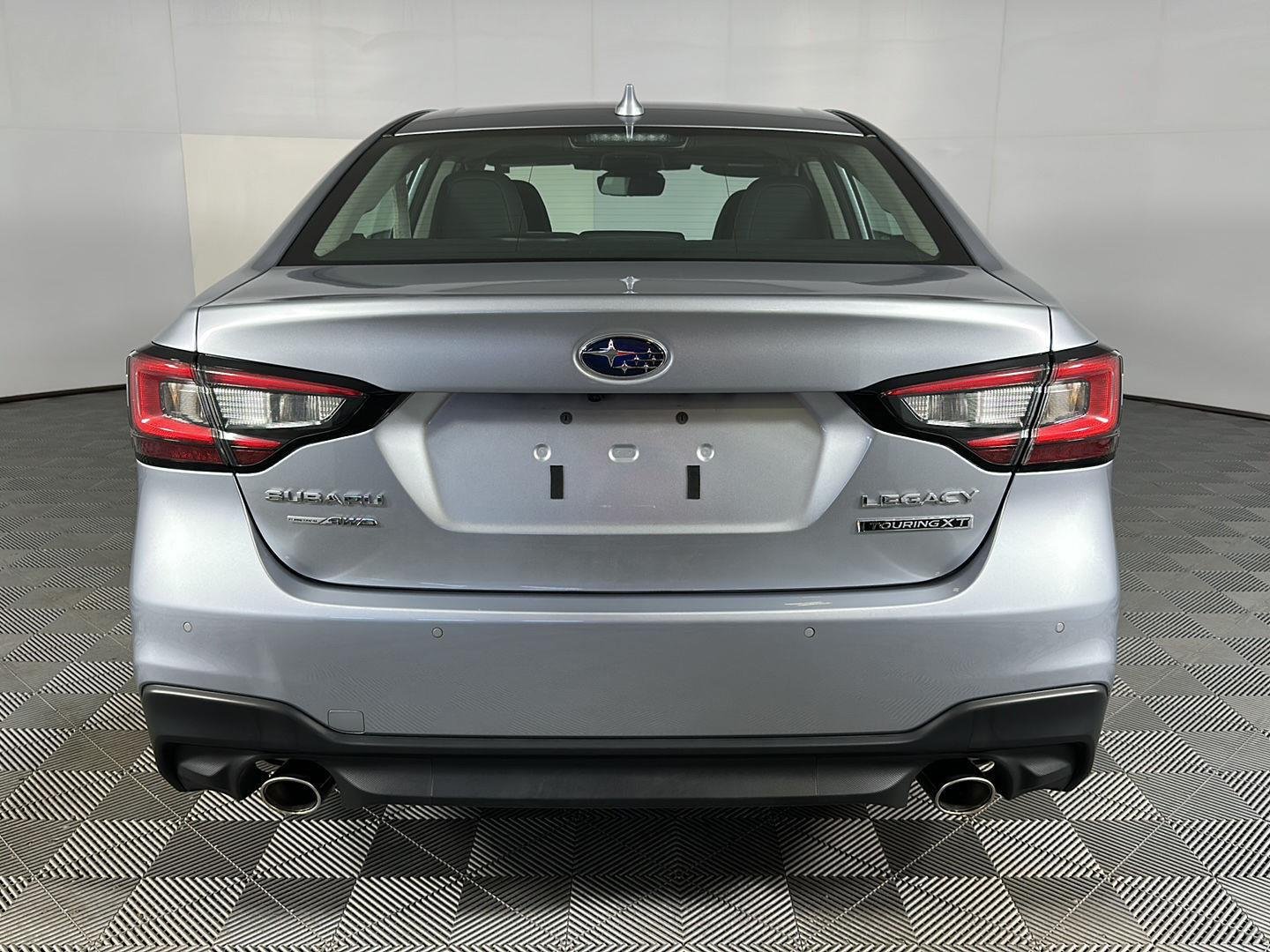 Used 2024 Ice Silver Metallic Subaru Touring XT image 28