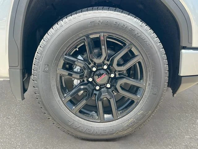 New 2026 Sterling Metallic GMC Elevation image 19