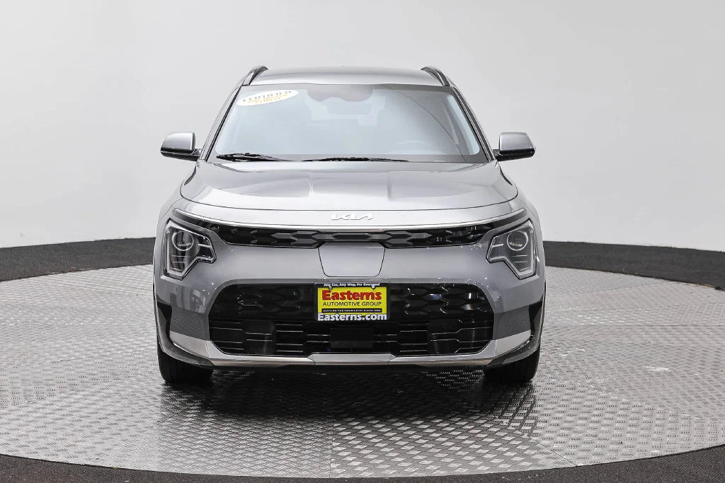 Used 2023 Kia Niro Wind with VIN KNDCR3L13P5032298 for sale in Camp Springs, MD
