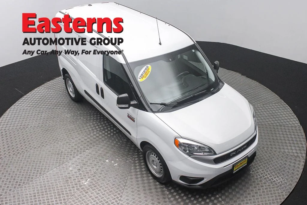 Used 2022 White Ram Base image 3