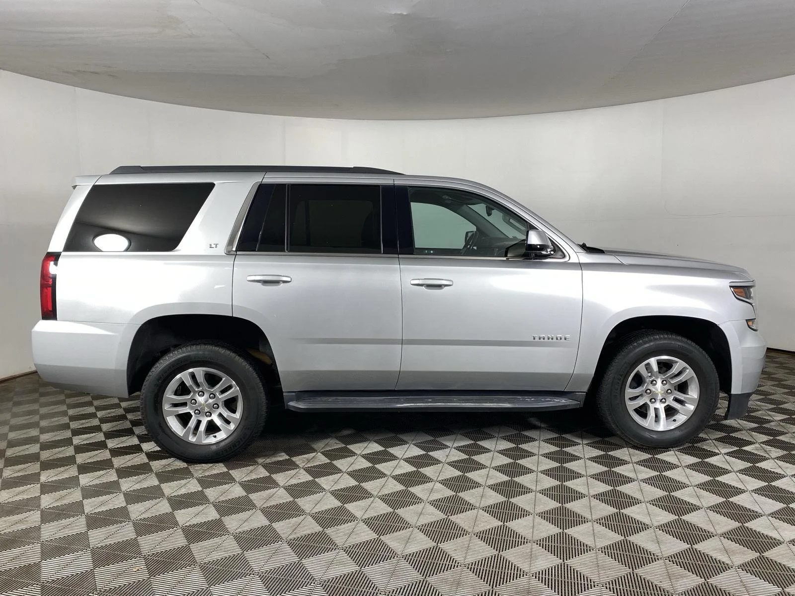 Used 2020 Silver Ice Metallic Chevrolet LT image 8