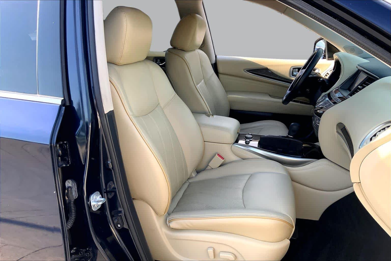 Used 2015 Hermosa Blue INFINITI  image 8