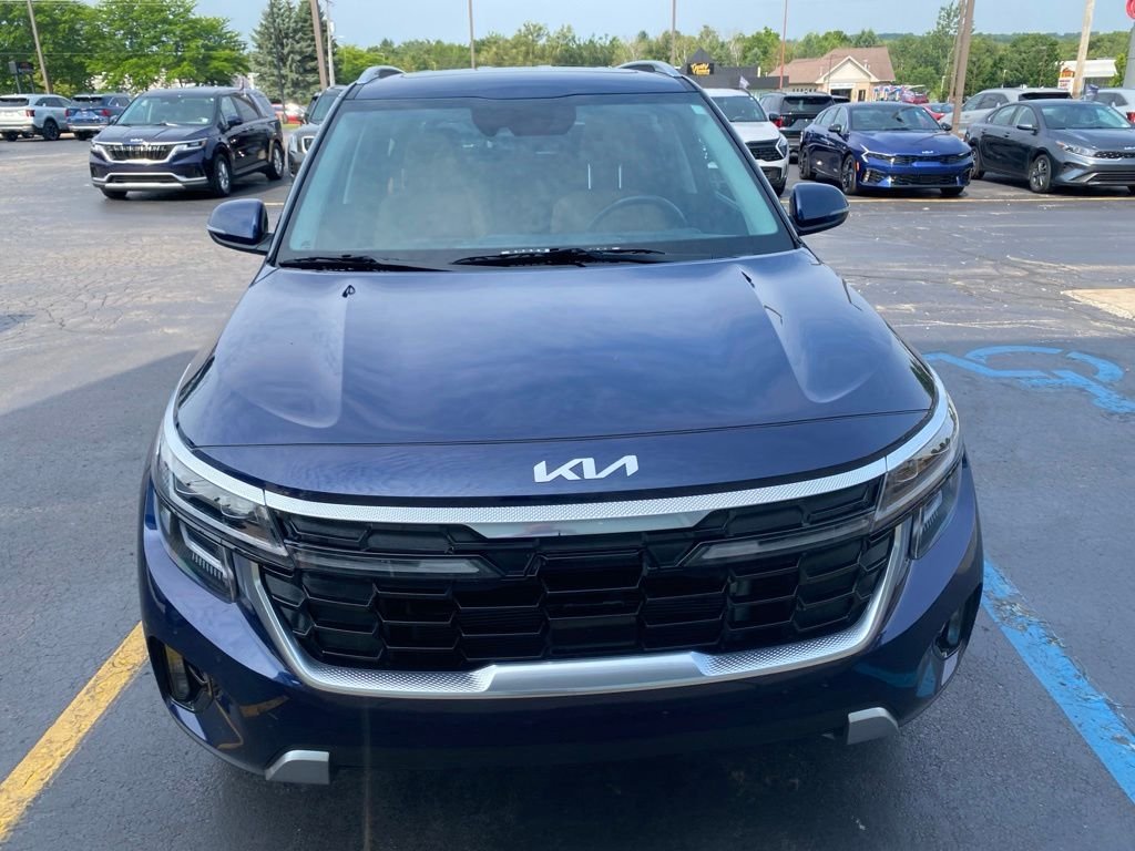 Used 2024 Dark Ocean Blue Kia SX image 2