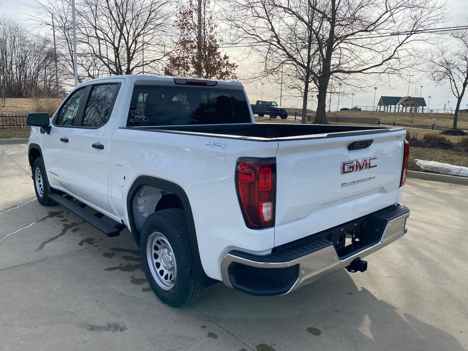 2026 GMC Sierra 1500 Pro - Photo 8