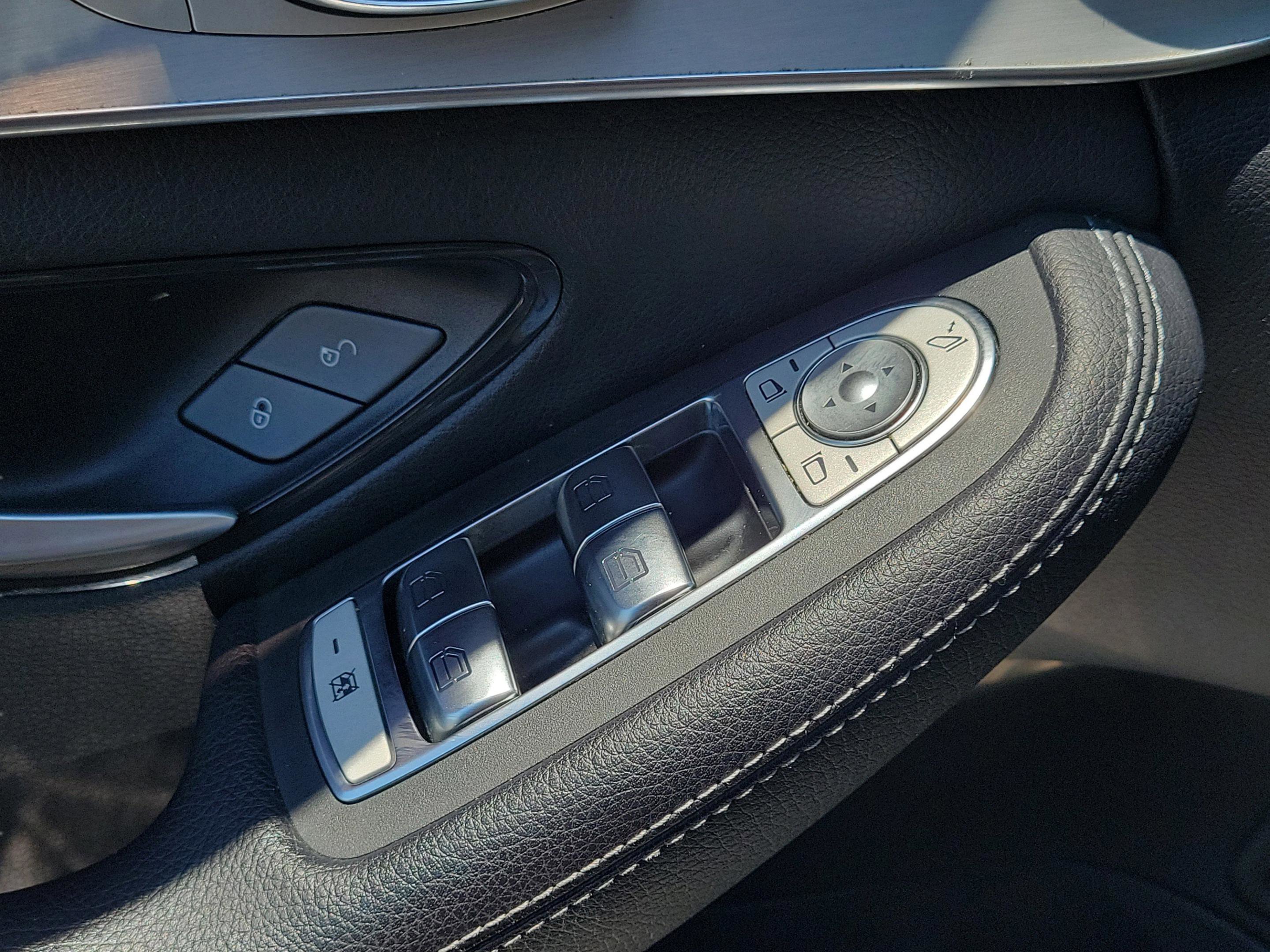 Used 2021 -Select- Mercedes-Benz C 300 image 28