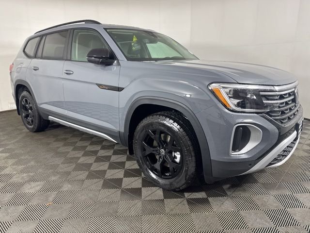 2026 Volkswagen Atlas 2.0T Atlas Peak Edition 4MOTION's photo