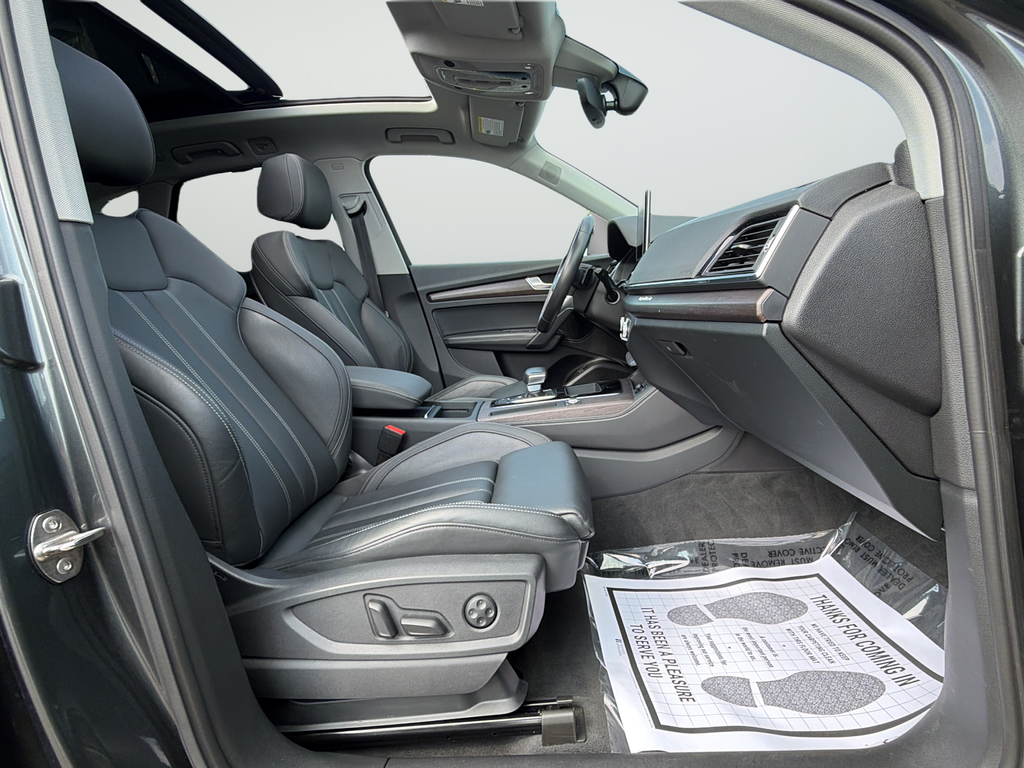 Used 2021 Gray Audi 55 Prestige image 25