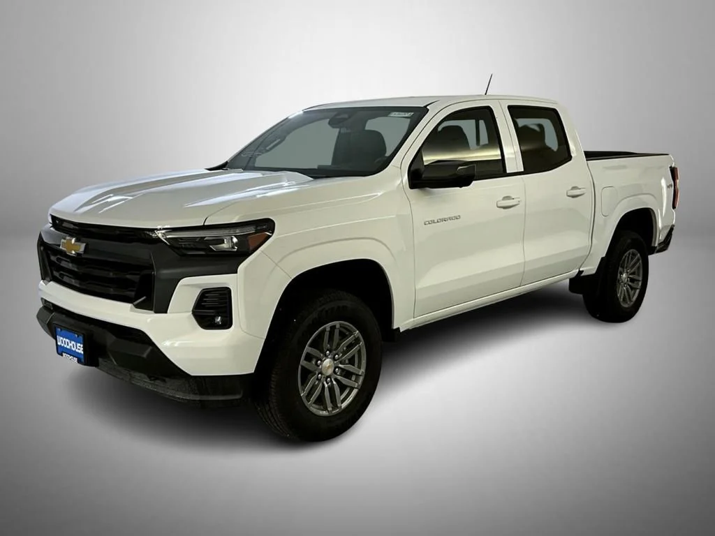 New 2026 Summit White Chevrolet LT image 1