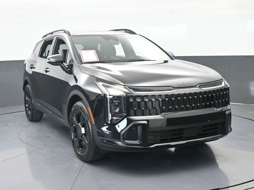Used 2026 Ebony Black Kia X-Line image 9