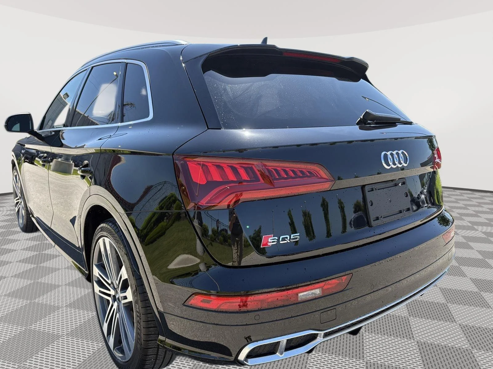 Used 2018 Mythos Black Metallic Audi Prestige image 3