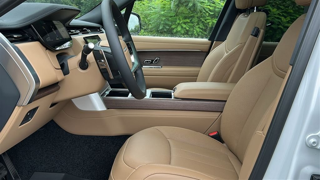 2026 Land Rover Range Rover SE - Photo 10