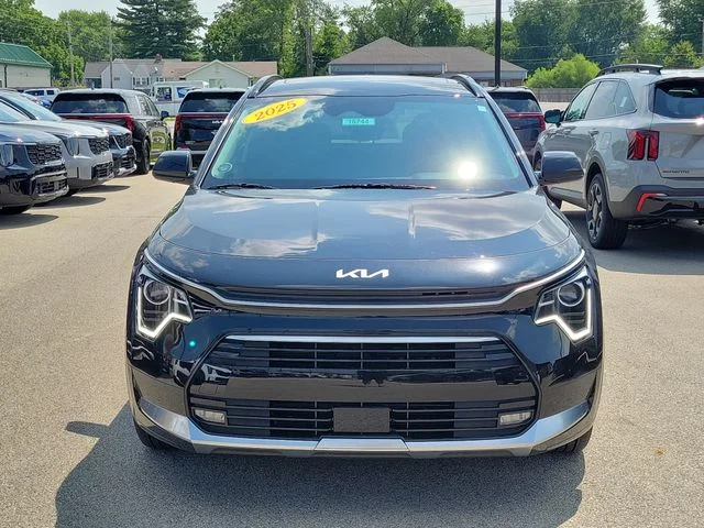 New 2025 Aurora Black Pearl Kia EX Touring image 2