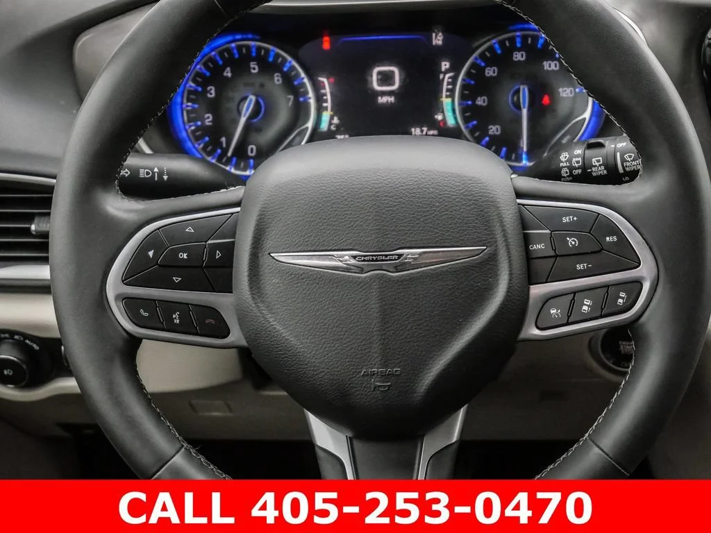Used 2023 Gray Chrysler Touring L image 29