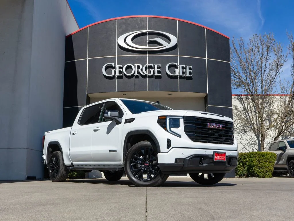 New 2026 Summit White GMC Elevation image 1
