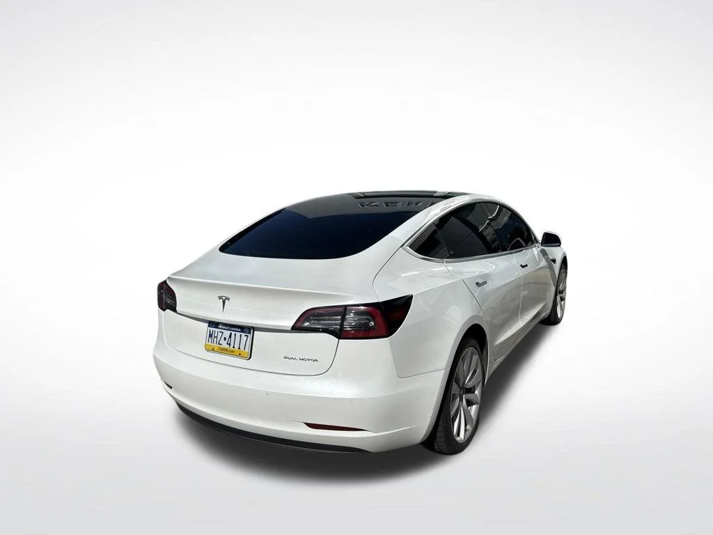 Used 2020 White Tesla Long Range image 4