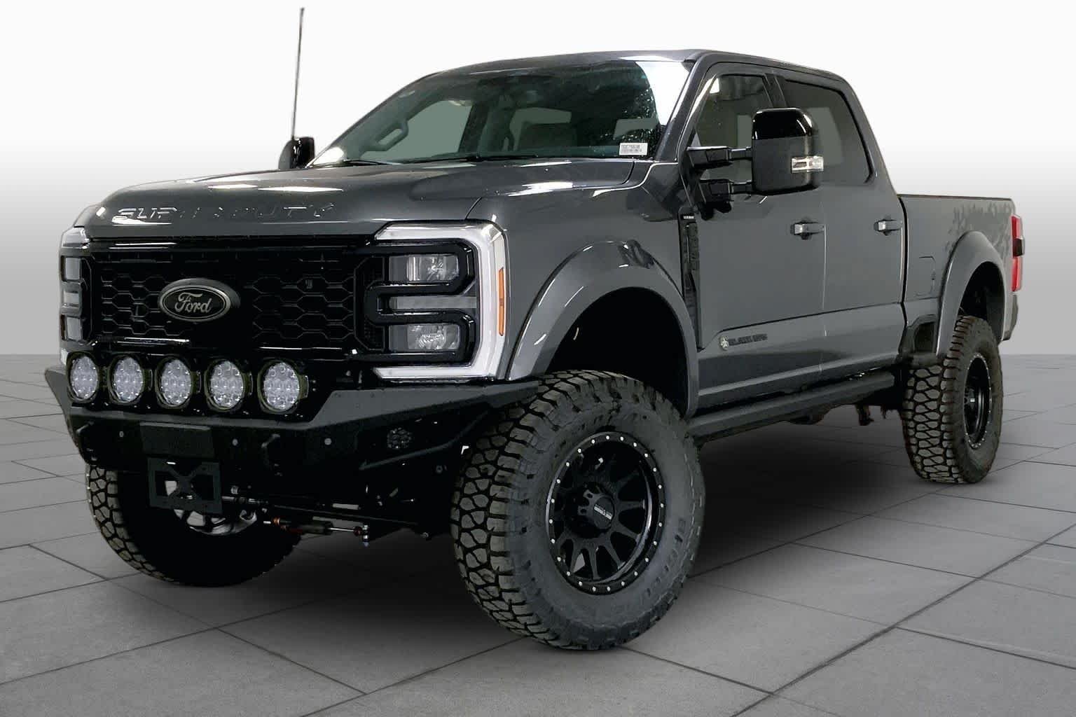 New 2026 Carbonized Gray Metallic Ford F-250® Lariat® image 21