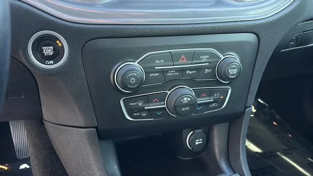 Used 2023 Red Dodge SXT AWD image 31