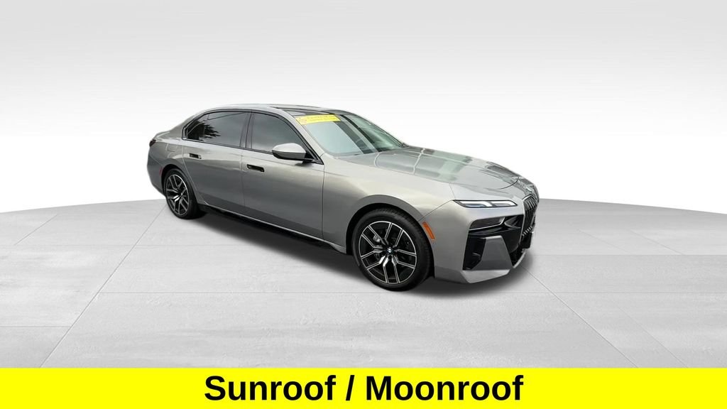 2025 BMW 7 Series 740i - Photo 4