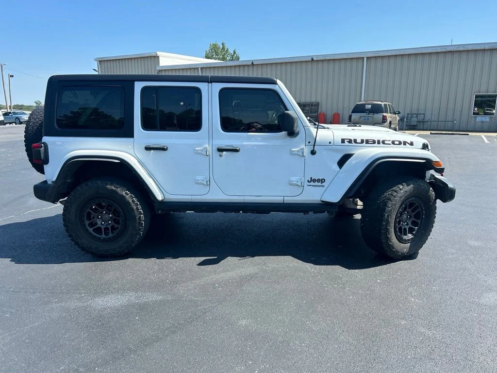 Used 2022 Bright White Clearcoat Jeep Unlimited Rubicon image 8