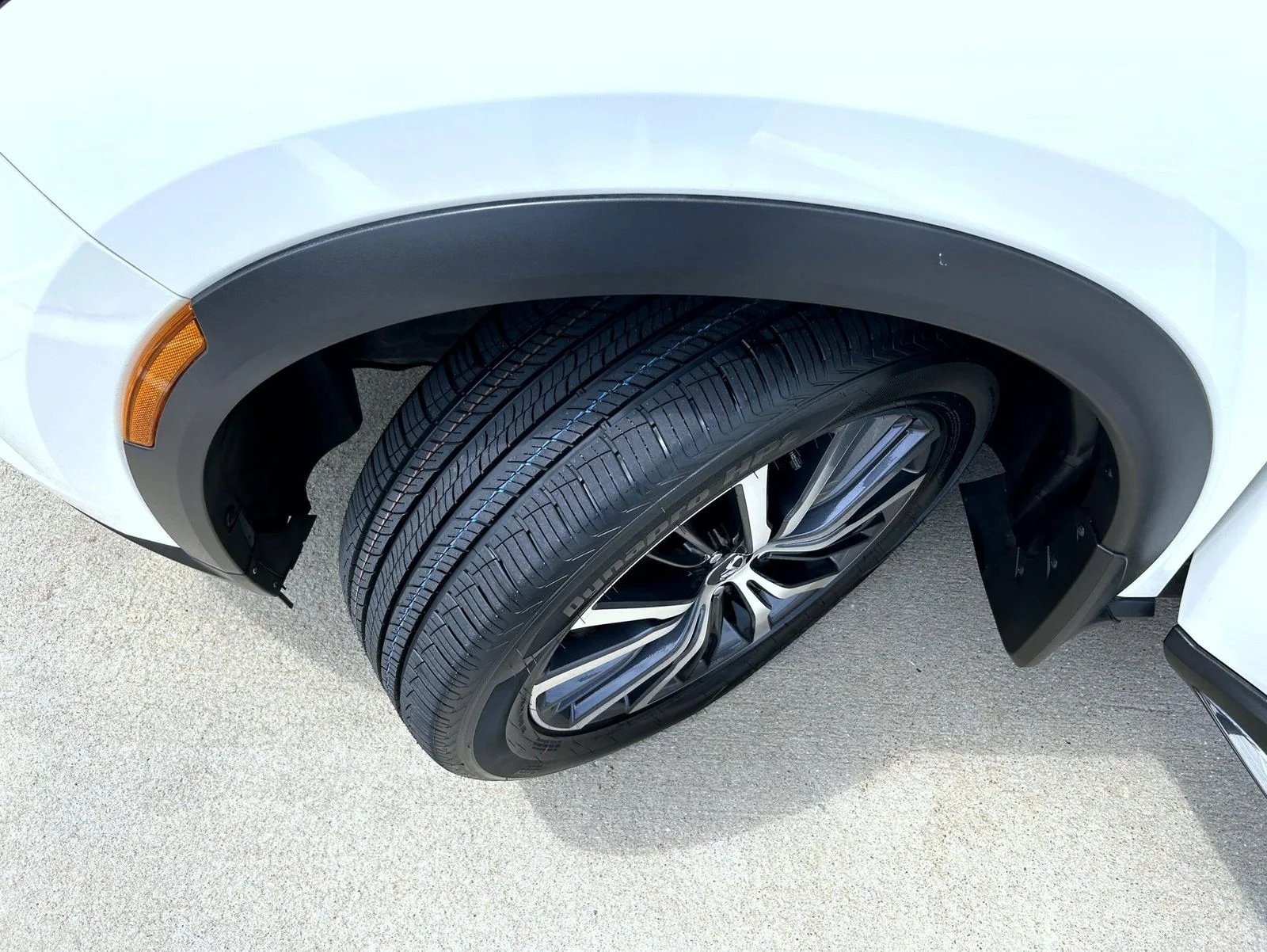 Certified Used 2023 White INFINITI Sensory image 25