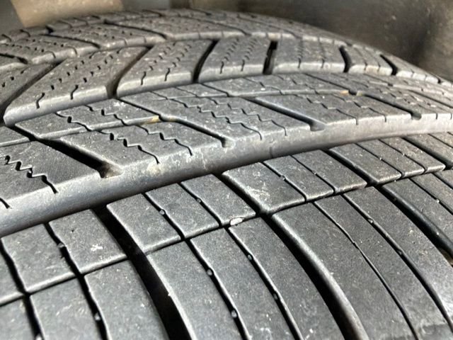 Used 2019 Black Lincoln Reserve image 12