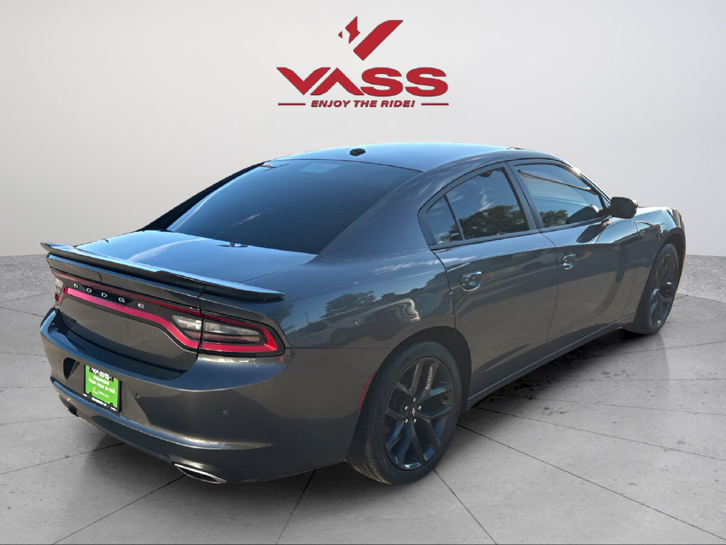 Used 2019 Gray Dodge SXT image 5