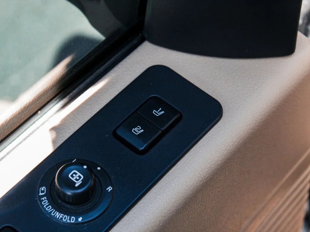 Used 2012 Tuxedo Black Ford King Ranch image 12