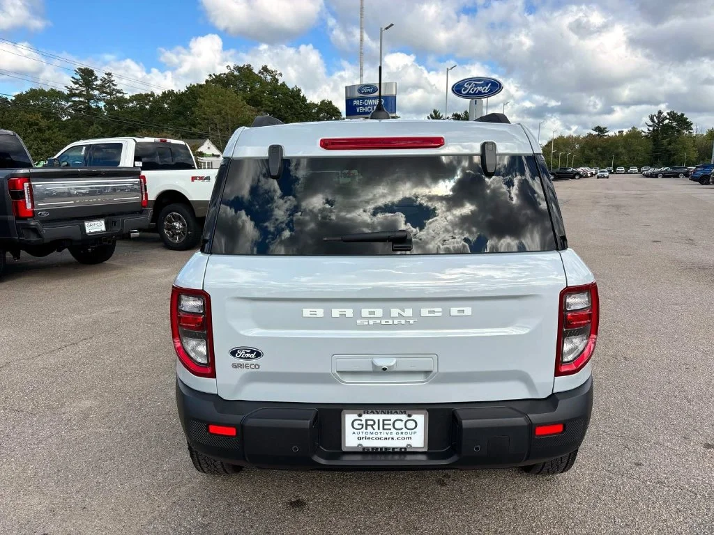 Used 2026 White Metallic Ford Big Bend image 4