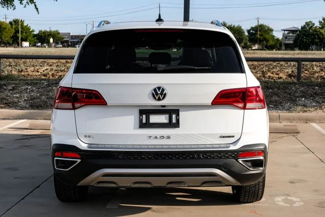 Used 2022 White Volkswagen 1.5T SEL image 11