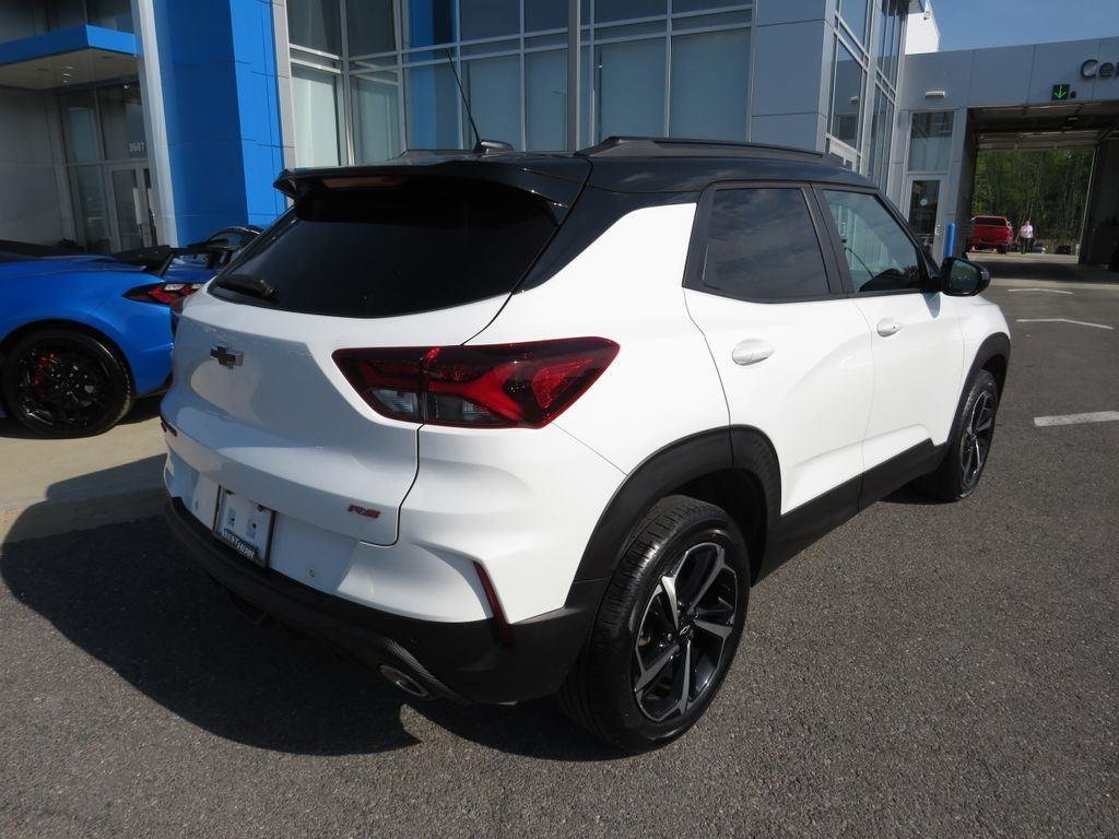 Used 2022 Summit White Chevrolet RS image 6