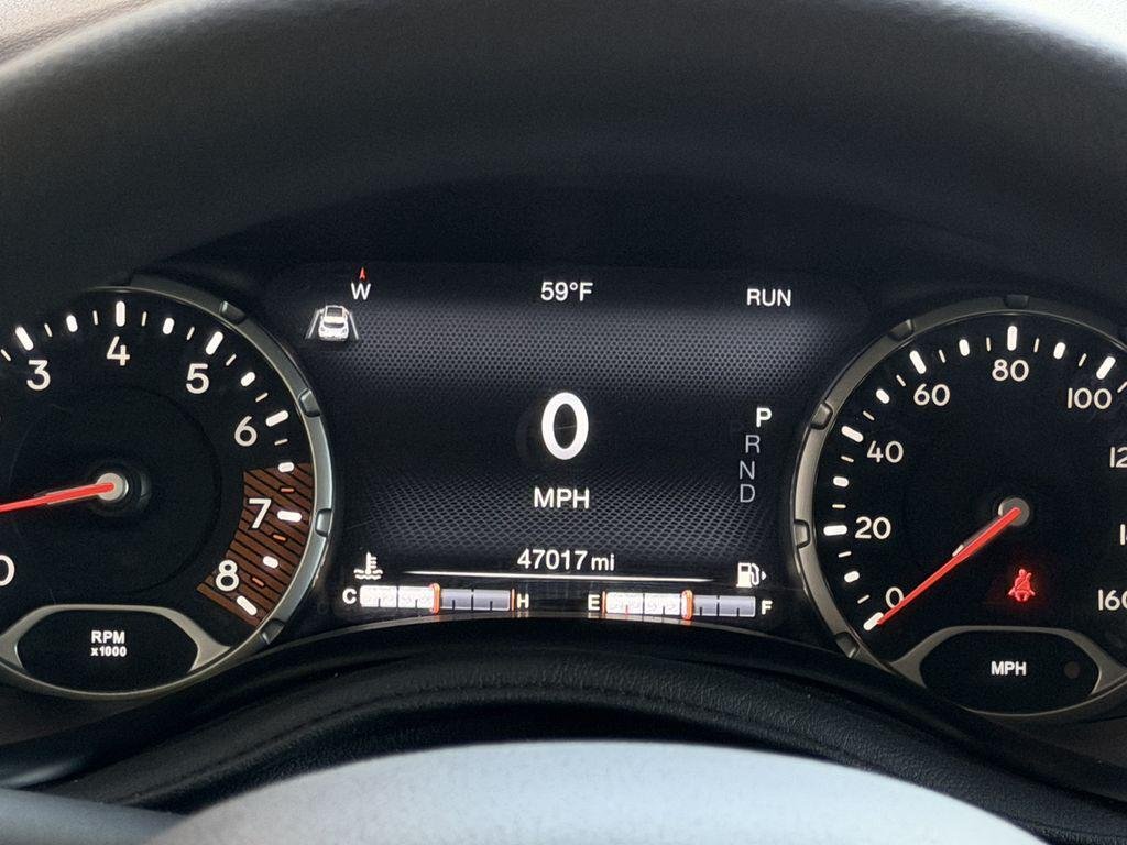 New 2026 Shimmering Silver Hyundai SEL image 34