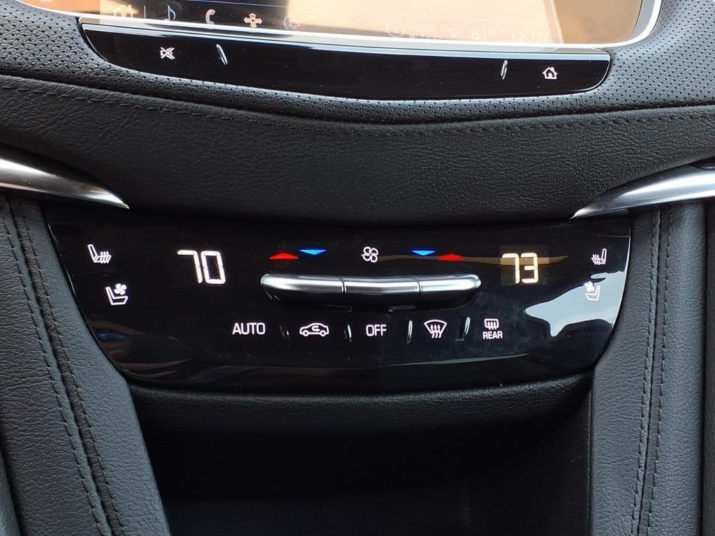 Used 2022 Latte Cadillac Premium Luxury image 15