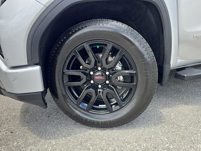 Certified Used 2022 Quicksilver Metallic GMC Elevation image 29