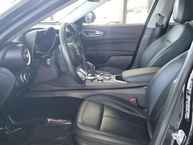Used 2021 Black Alfa Romeo Ti image 9