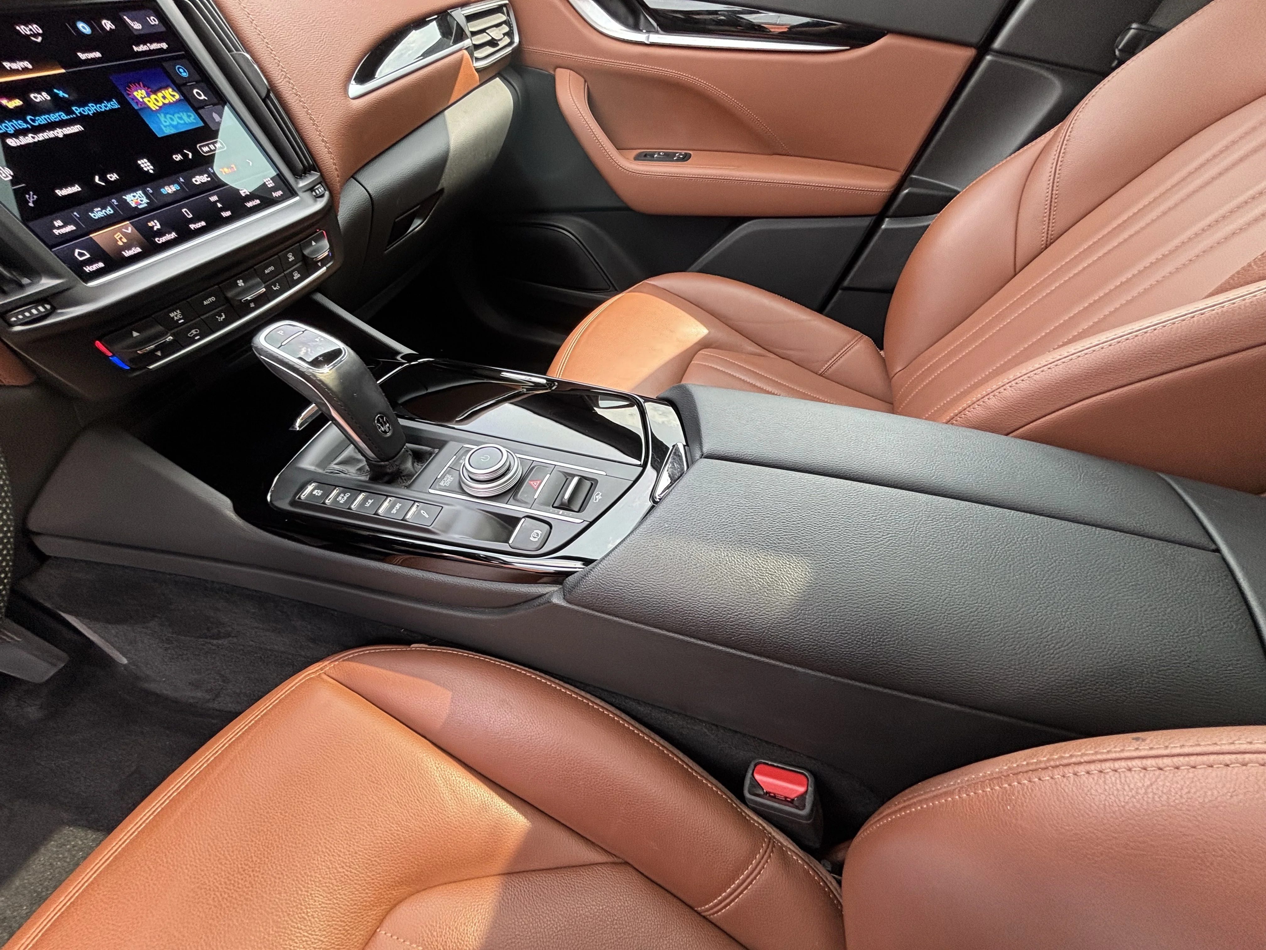 Used 2021 Blu Emozione Metallic Maserati S image 21