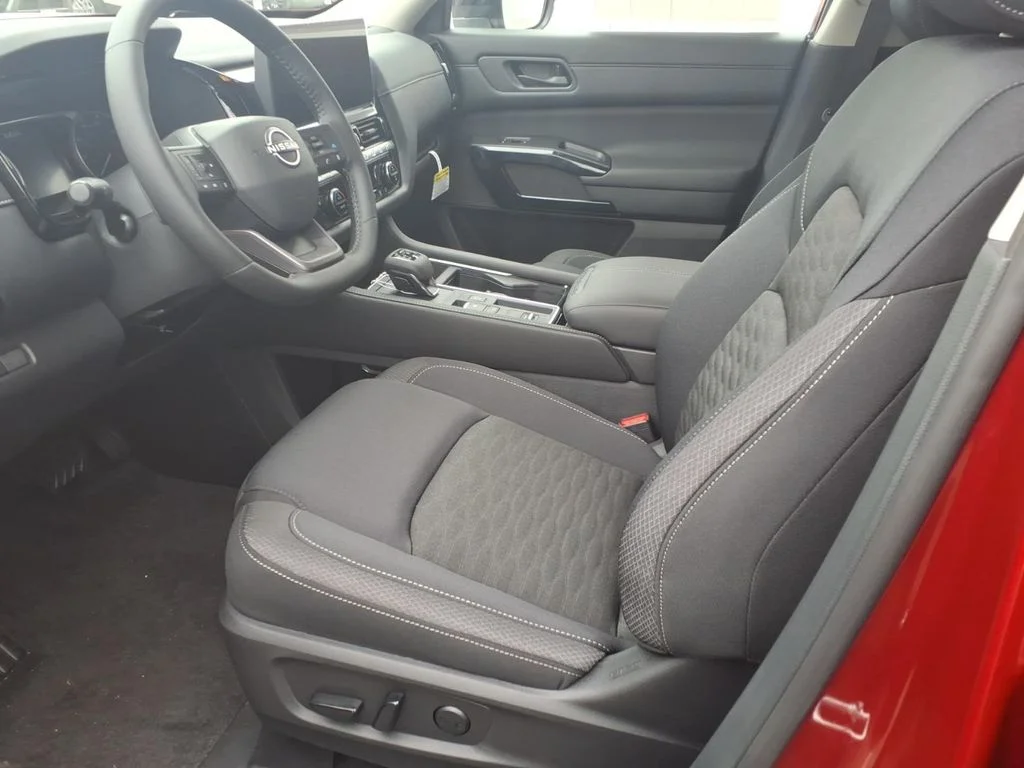 New 2026 Scarlet Ember Tintcoat Nissan SV image 7
