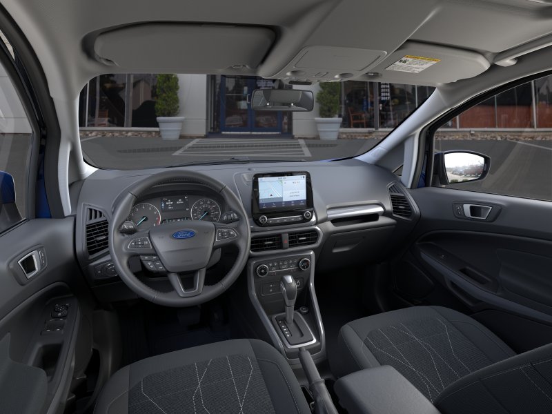 New 2021 Lightning Blue Metallic Ford SE image 9